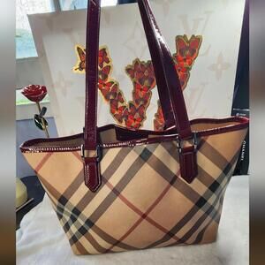 Burberry Nikkie Nova Check Tote- With COA